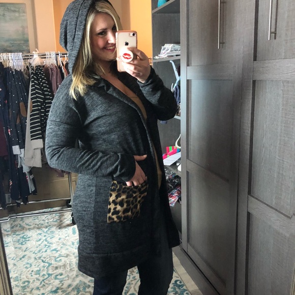 Low Stock! S-M Charcoal hoodie w/ leopard pockets - Picture 4 of 5